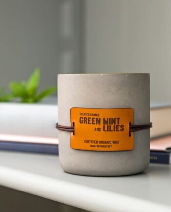 Duftlys Green Mint and Lilies reol